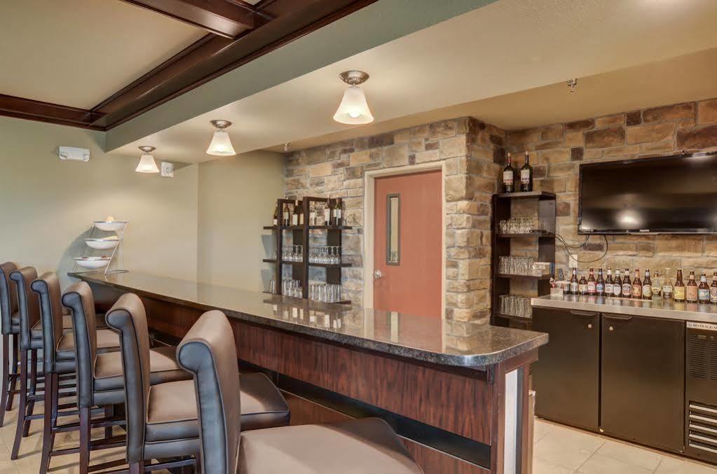 Cobblestone Inn & Suites - Lakin Exterior photo